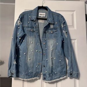 Distressed Oversize Pearl Sleeve Denim Jacket w Fray Hem